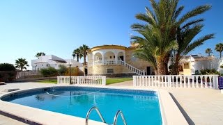 MAGNIFICA VILLA EN LA SIESTA - TORREVIEJA