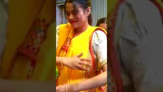 #shortvideo #উত্তরাঞ্চরের_বিয়ের_গীত_ও_ড্যান্স #dancesong #বিয়ের_গীত_ও_ড্যান্স