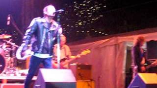 Gin Blossoms "Lost Horizons" live @ Rockin New Years Eve 2010/2011 Royal Oak, MI