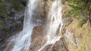 Zipfelsbachfall in Hinterstein mit viel Wasser