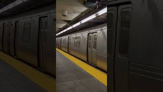 R46 C train arriving at Franklin Avenue