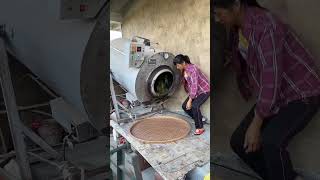 Simple process to dry some leaves in a homemade factory 🌿#viral #trending #short #shorts #viralvideo