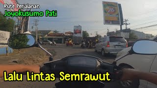 Lalu Lintas Semrawut di Pertigaan RSU Soewondo Pati