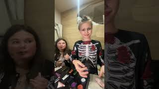 Removing my Halloween 🎃 make up!!🎃👻🪦👻🎃