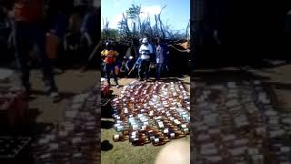 Umgidi - utywala besilungu - So much alcohol, where is this?