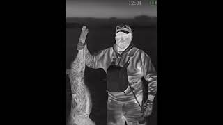 Calling Coyotes with Thermal Optics using the Rix Stride 640 #thermalhunting #shorts #viralvideo