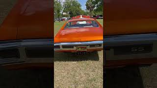 Classic Custom Car #shorts #shortsvideo #trending #trendingvideo #cars #showcar #beautiful