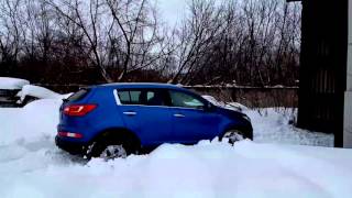 Kia Sportage SL 2.0 AT in deep snow