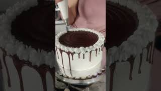 Cake decorating Chocolate Cake | Pastel decorando #cake #bettyscakecreations #foryou #shorts