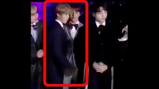 171225 BTS Jimin Noticed He Was Covering J-Hope So He Moved @ SBS Gayo Daejun 2017