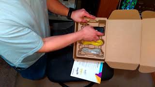 02 NETGEAR CM500V Unboxing