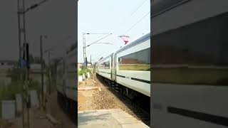 #Vande bharat Exp || high speed crossing || #shorts #railway #train #status ||