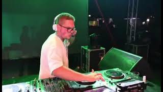 DJ KOX на „Широк сокак во бело“