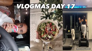 VLOGMAS DAY 17 | lazy sunday, driving back to charleston, chiefs game, stairmaster, greek bowl