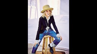 Women Over 50 Look’s Collection. The Unbelievable and Amazing Actress and Producer Diane Keaton.