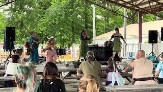 The Sirens performing at the Ohio Viking Festival