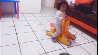 Lia bailando 1