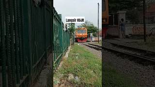 langsir kujr di stasiun purwosari #shorts #keretaapi #kujr