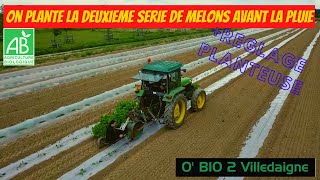 On plante la 2nde série de melons avant la pluie!+ réglage planteuse JAULENT