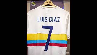 Colombia vs Chile camerino con la nueva camiseta #colombia #futbol #chile