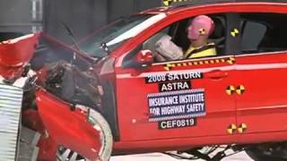 Crash Test2008 Saturn Astra moderate overlap test