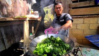 Ayam sos Tiram  Telur masak campur Sayur Manis/ Siap d masak dan makan bersma sama Nasi katambat