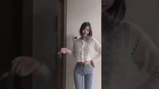 Sexy outfit with tight pants and jeans👚#dance #beauty #fpv #youtubeshorts #yoga #jeans #청바지