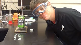 Determining the Caloric Content of Paraffin - A Chemistry Experiment with Mr Pauller