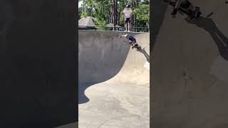 Show to tail at AB skatepark #skateboarding #youtube #youtubeshorts