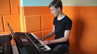 AVmusic Edukacja Muzyczna - Jakub Stempniowski - Can't help falling in love