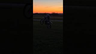 Sunset Wheelies 😍 #bike #dirtbike