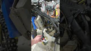 Intermittent fuel pump