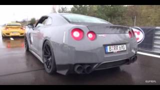 Nissan GT-R R35 ALPHA 16 - Revs & Accelerations!5