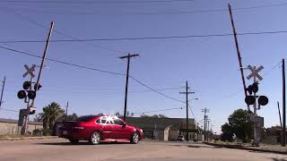 BNSF HSSBLAL and Laurel Ave Railroad Crossing | Beaumont, TX | 10-25-2022