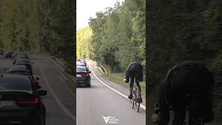 Cyclist tries to keep up with BMW M crew🫣😂 #bmw #m #bmwm