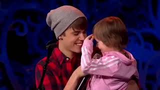 Justin Bieber sings Baby with his sister Jazmyn