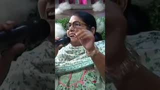 Kapil Sharma’s Mother Singing In The Comedy Night Show #shorts