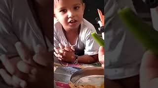 ghotiya eating green chilli 🌶️🌶️ ghotiya eating Hari mirch🌶️🌶️ #ghotiya 🌶️🌶️ #shorts