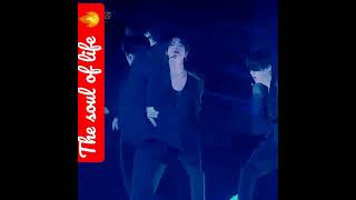 Jhope is sOo hot🔥Bts ptd Seoul concert 💜🔥✌️