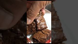 yummy 😋 brownies