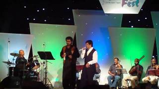 Srinivas and Haricharan performing Dekha na hai re