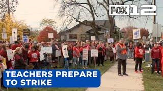 Hundreds gather for rally ahead of looming Albany teacher strike