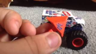 Hot Wheels Monster Jam: Ice Cream Man Unboxing!