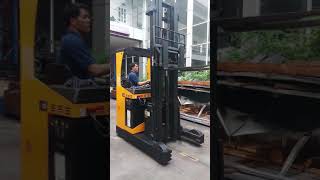 Bán xe nâng điện tại Tp HCM