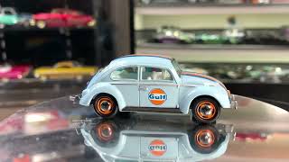 Johnny Lightning Diecastz Exclusives 1986 Volkswagen Beetle Gulf 1:64