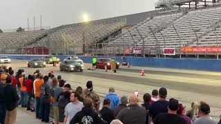 17 Ford Fusion Sport vs SRT8 Magnum