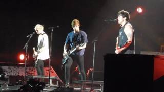 5SOS - SLFL BARCELONA SPAIN - LONG WAY HOME HD