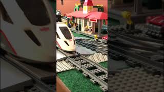 Lego Train 60051 White Passenger Train Video.