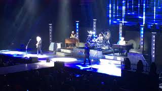 REO SPEEDWAGON - "KEEP ON LOVING YOU" LIVE AT MOHEGAN SUN ARENA - MAY 15TH 2016