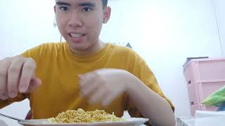 michael alfharino's VLOG MUKBANG indomie dua bungkus rasa mie goreng